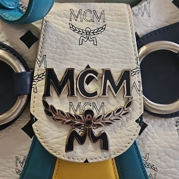 MCM Rare Visetos Shoulder Bag w/COA  - Picture 3 of 13